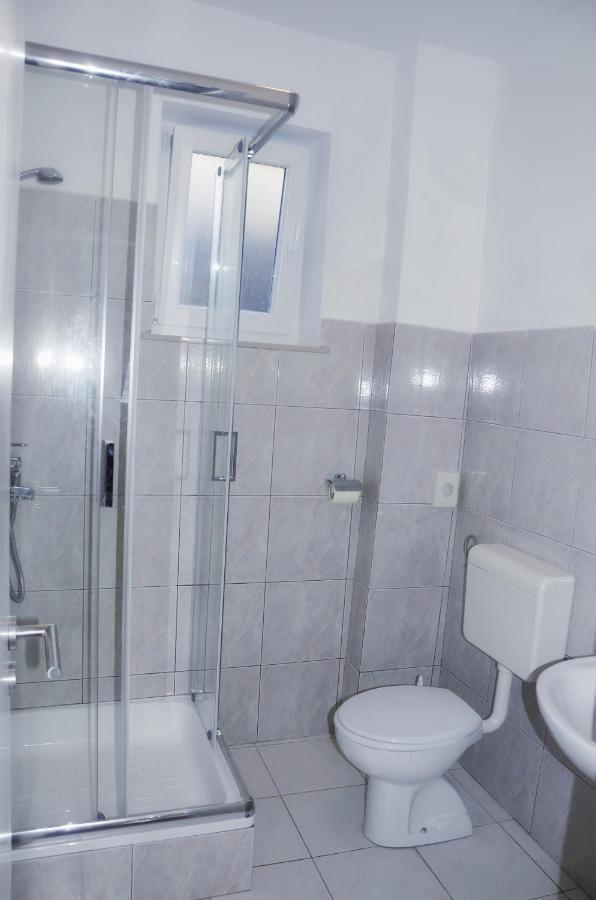 Apartman Rocan Vrsar Buitenkant foto